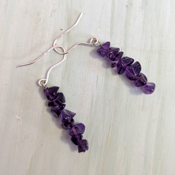 Argentium Silver amethyst crystal earrings with silver hooks - Picture 5 of 6